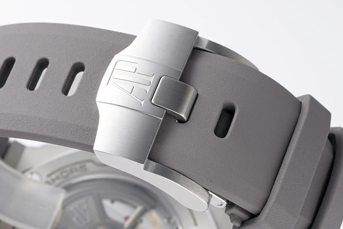 Royal Oak Offshore Diver Steel Grey Dial Ref. 15720ST.OO.A009CA.01