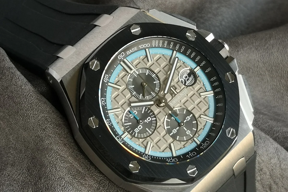 Royal Oak Offshore Novelty 44mm Grey Dial with Ceramic Bezel in Steel