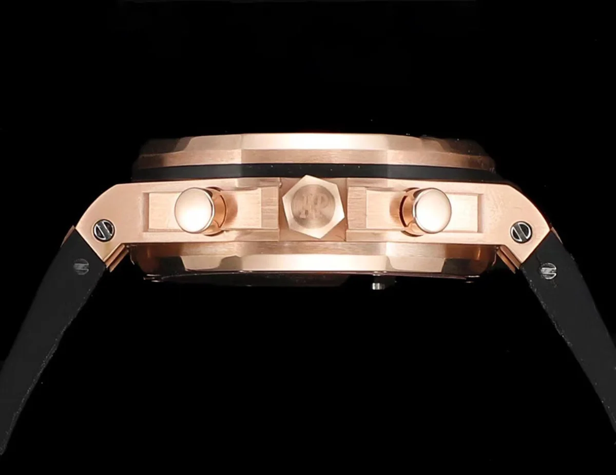 Royal Oak Offshore Selfwinding Chronograph 37mm White/Black Dial in Rose Gold