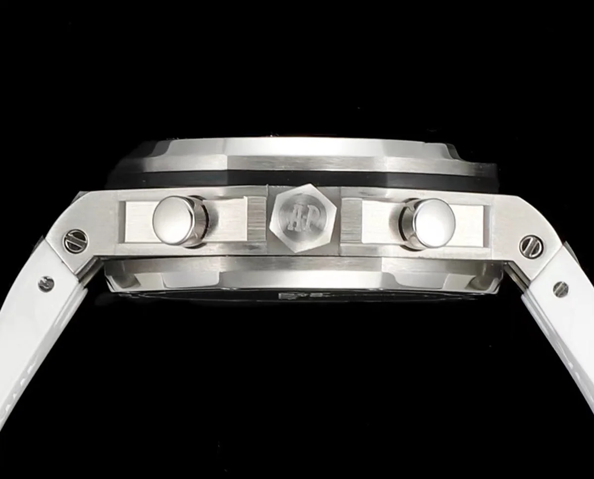 Royal Oak Offshore Selfwinding Chronograph 37mm White Dial in Steel Ref. 26231ST.ZZ.D010CA.01