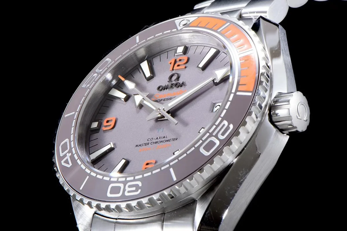 Seamaster Planet Ocean 600M 43.5mm Titanium