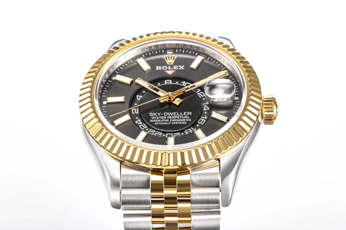 Sky-Dweller 326933 Black Dial in Steel/Yellow Gold