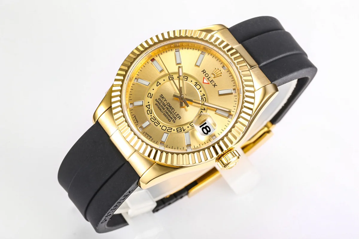 Sky-Dweller 326938 Champagne Dial in Yellow Gold on Rubber Strap