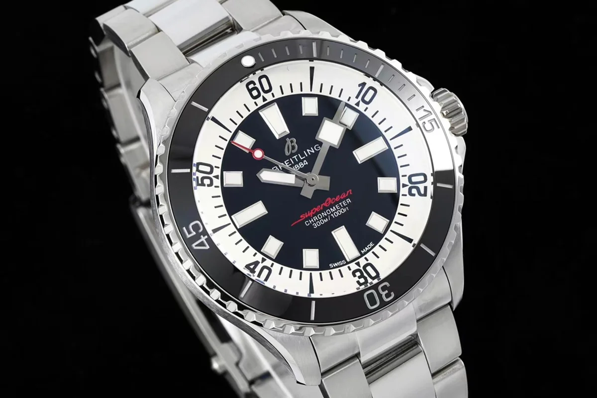 Superocean Automatic 44 Ref: A17376211B1A1