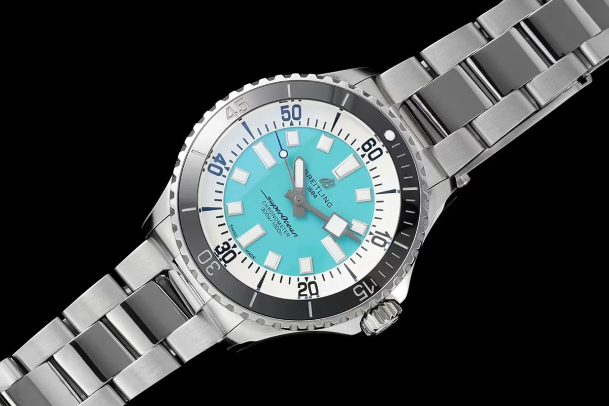 Superocean Automatic 44 Ref: A17376211L2A1