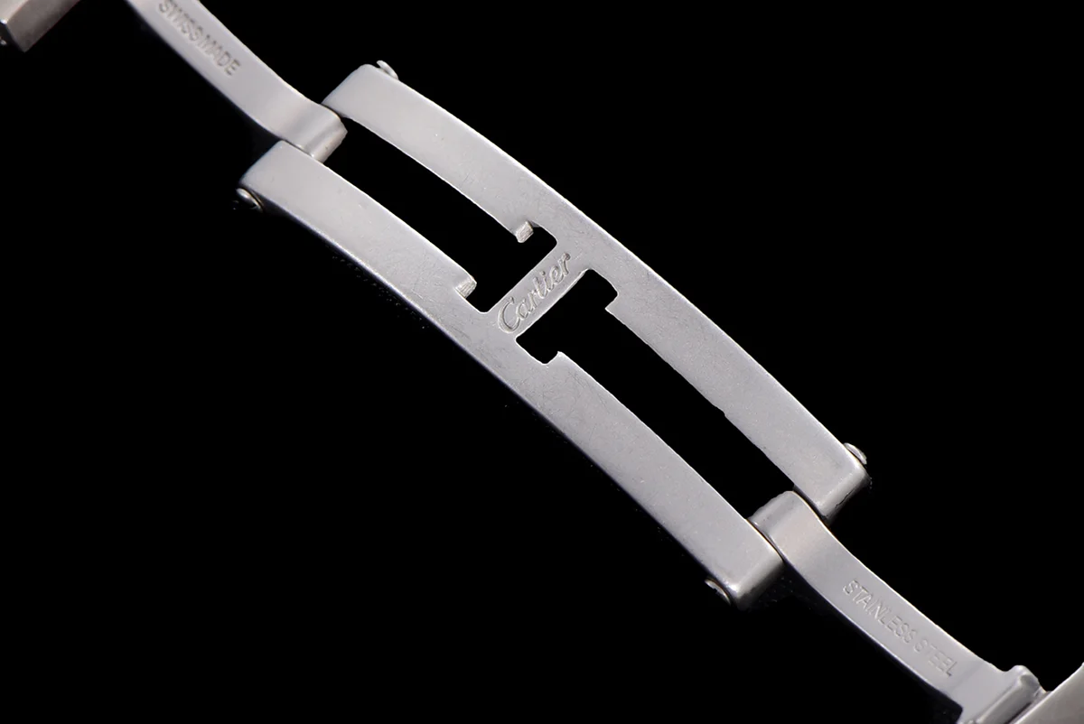 Tank Anglaise 30.2mm White Dial in Steel