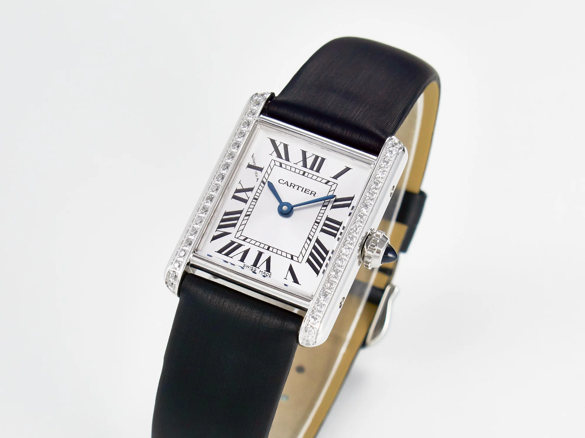 Tank Must Small SS 29mm DRF 1:1 Best Edition White Dial Diamonds Bezel on Black Calfskin Strap Swiss Quartz